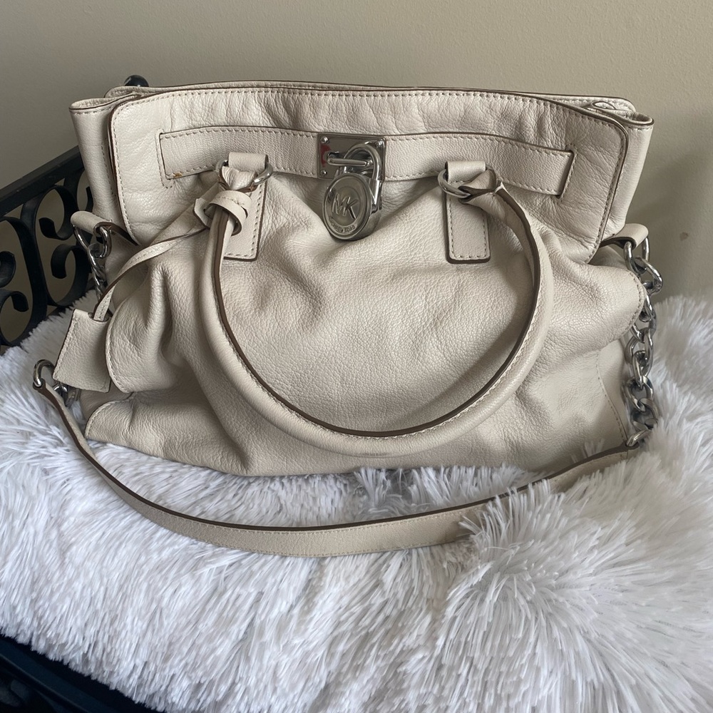 Michael Kors Hamilton Shoulder tote